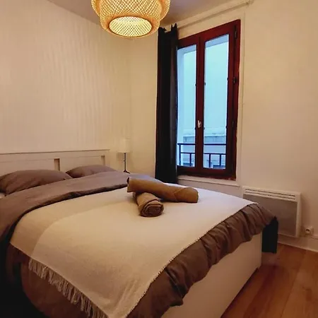 Pres De La Place De La Republique Apartment